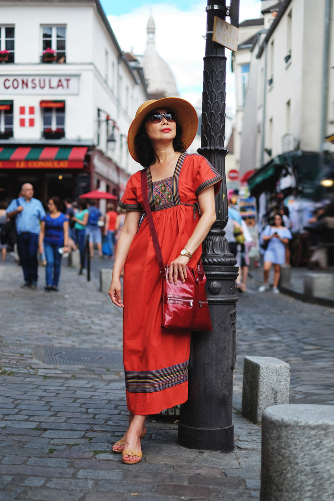 Montmartre street scene, red dress and bag, Paris fashion photoshoot by Kent Johnson